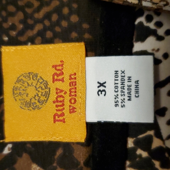 Ruby Rd. Animal Print Top - Picture 7 of 7